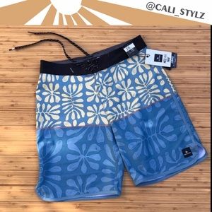 🔷🔹RIP CURL MIRAGE SALT WATER BOARD SHORTS🔹🔷